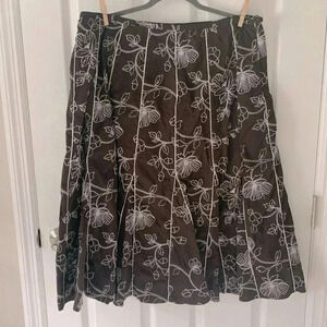JM Collection Embroidered Skirt Size 14 Chocolate Brown and White